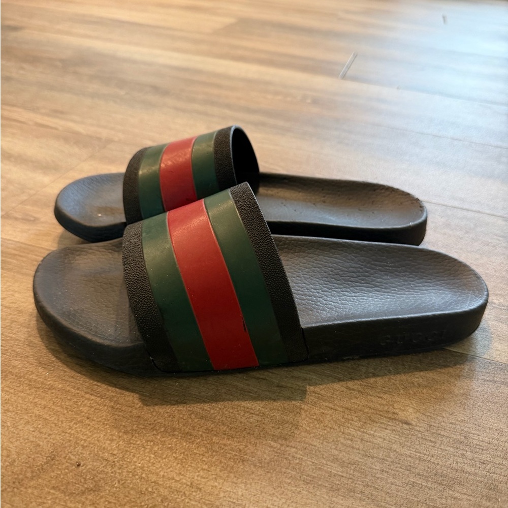 Gucci Black Sandals with Red and Green Accents